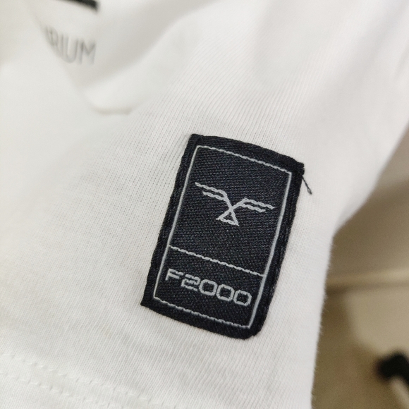 Softest graphic white Tee - Picture 5 of 9